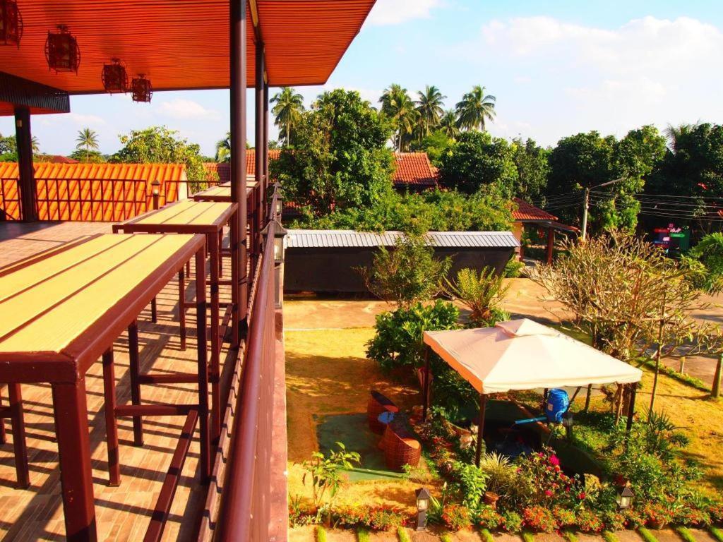Donut Resort Mae Sai Exterior photo