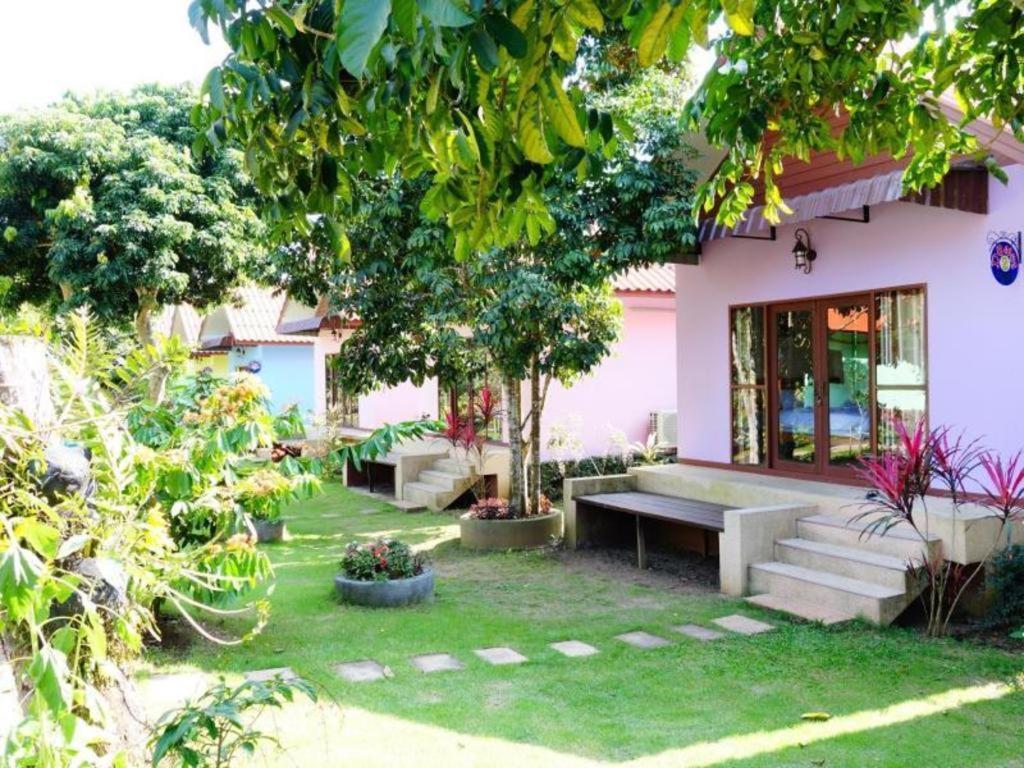 Donut Resort Mae Sai Exterior photo