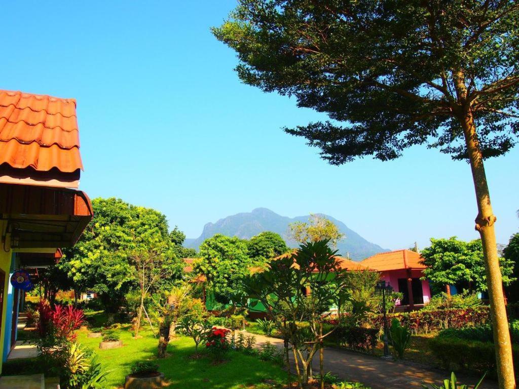 Donut Resort Mae Sai Exterior photo