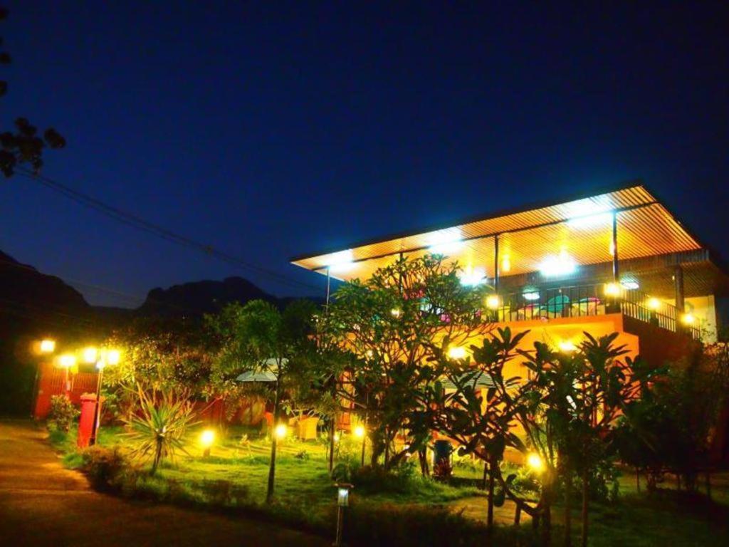 Donut Resort Mae Sai Exterior photo