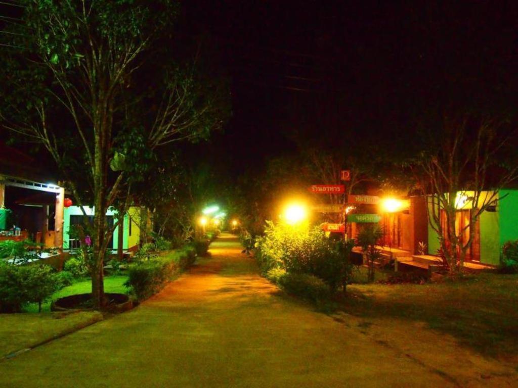 Donut Resort Mae Sai Exterior photo